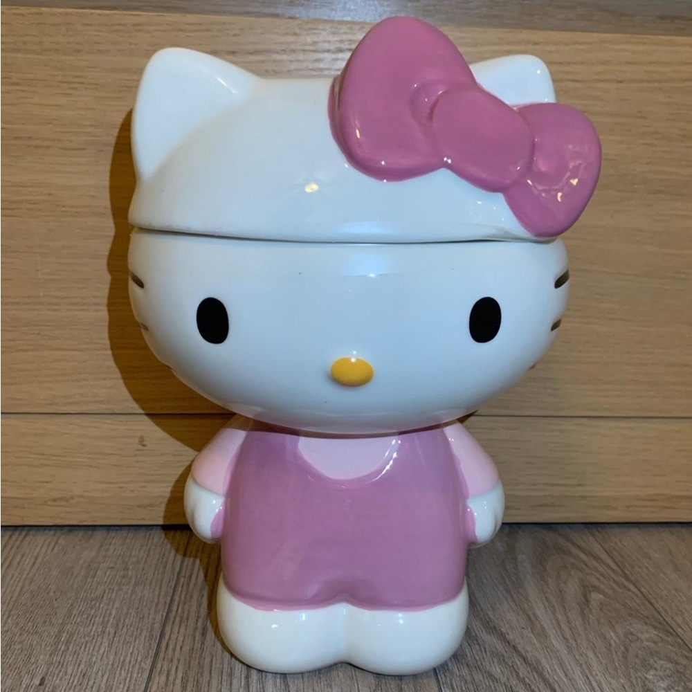 Sanrio Hello Kitty Ceramic Cookie jar